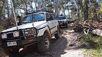 07-Convoy heads to the Mt Cole tracks for some more OziExplorer training